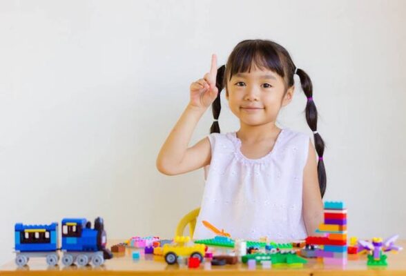 Đứa trẻ nào cũng nên có một bộ đồ chơi lego vì những lợi ích tuyệt vời này - Ảnh 3.